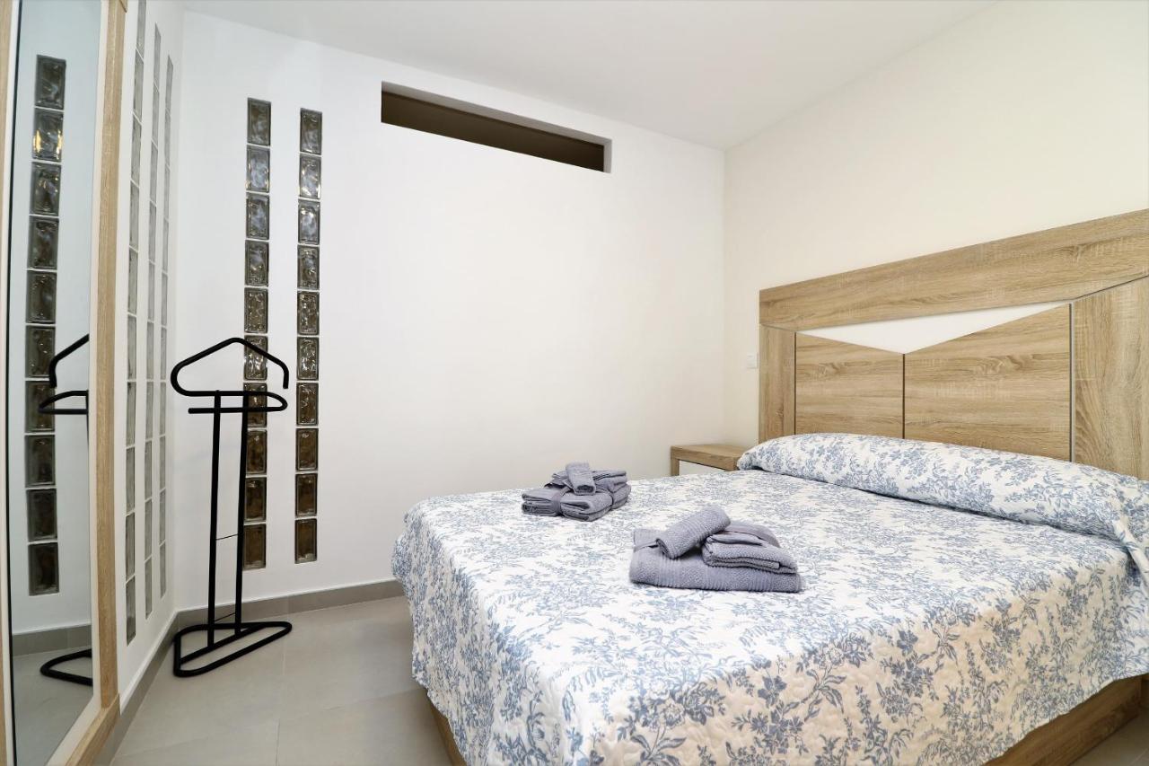 Ducado 1-c Levante Apartment