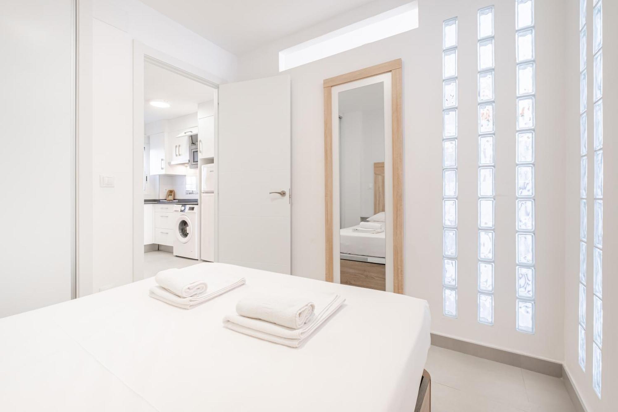 Ducado 1-c Levante Apartment